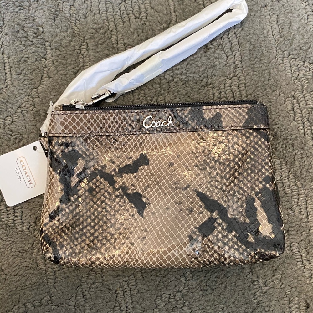New Coach Wristlet